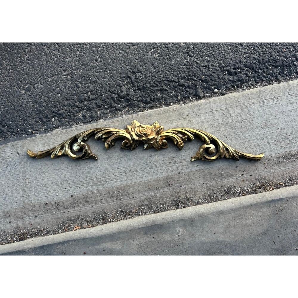 Faux Brass scrolling wall decor topper door frame, vintage baroque french rococo - Picture 6 of 10